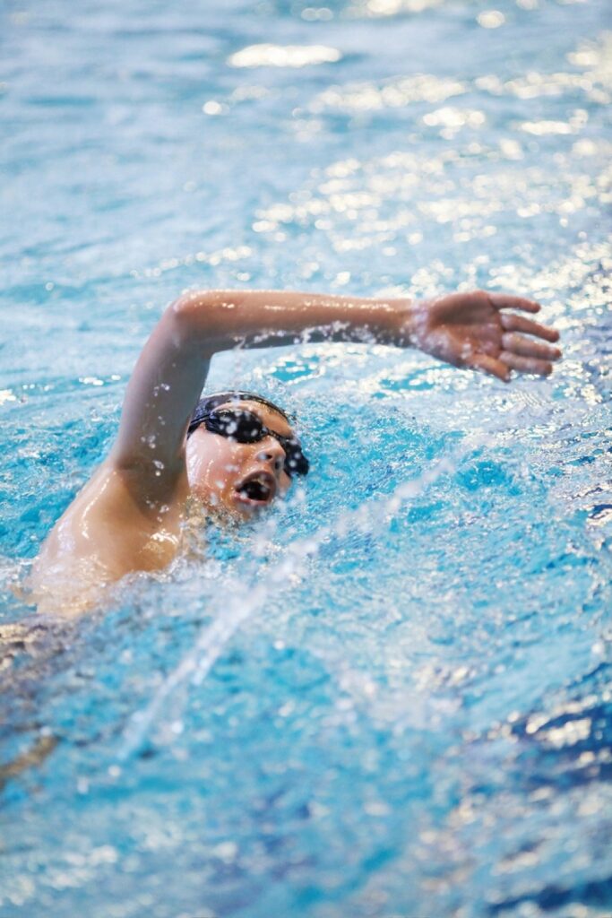 How to Swim Breaststroke Properly: Step-by-Step Technique for Beginner 2 wmremove transformed 9